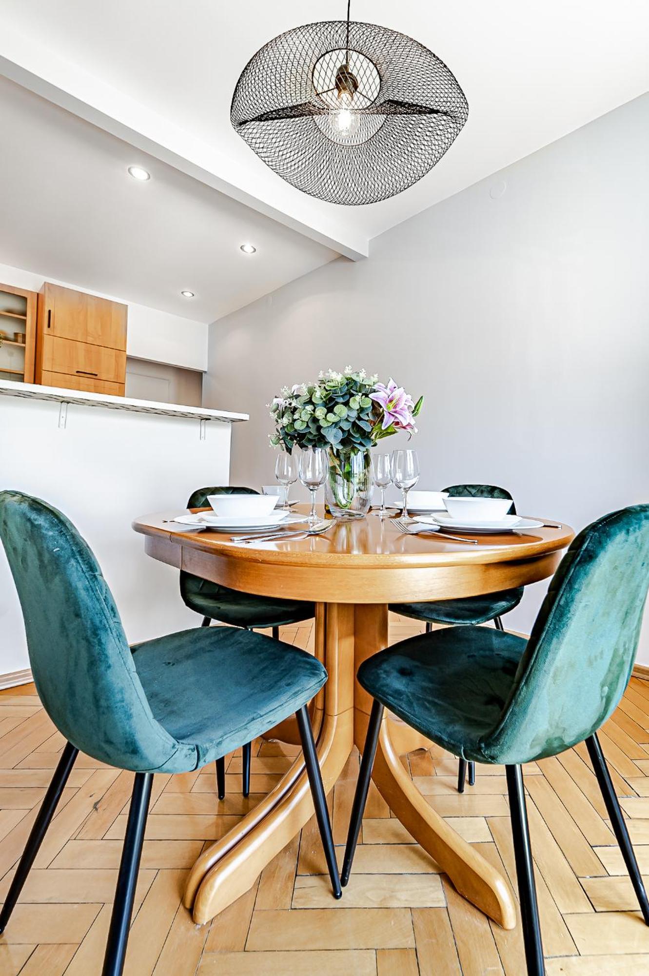 Apartment Inside Wola & Business *